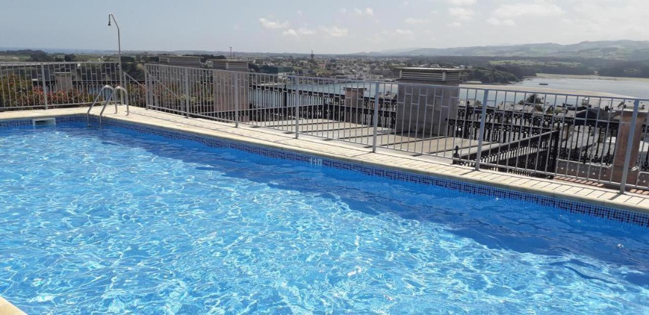 Moderno Piso Con La Mejor Terraza De Ribadeo Y Vistas Maravillosas Exterior photo